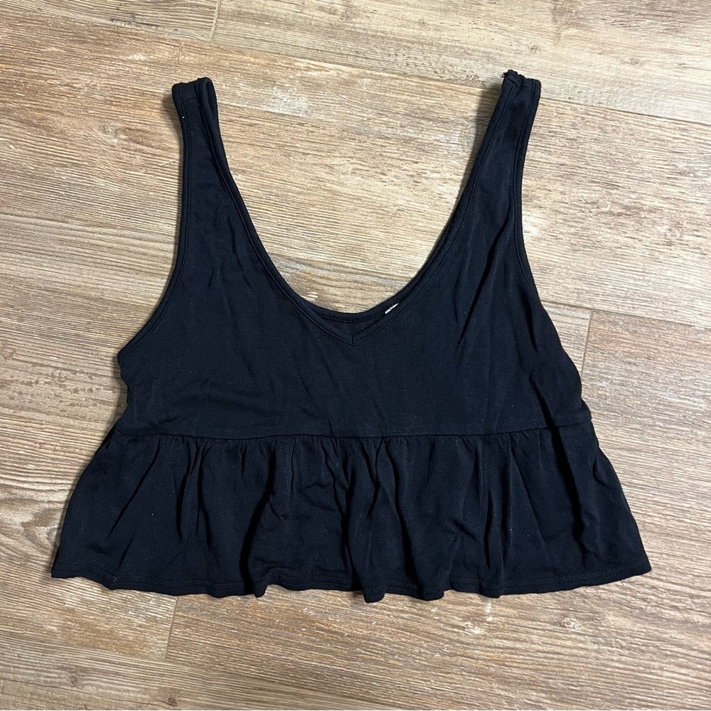 Cropped ruffle tank top